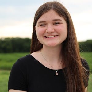 Meet your Posher, Kira